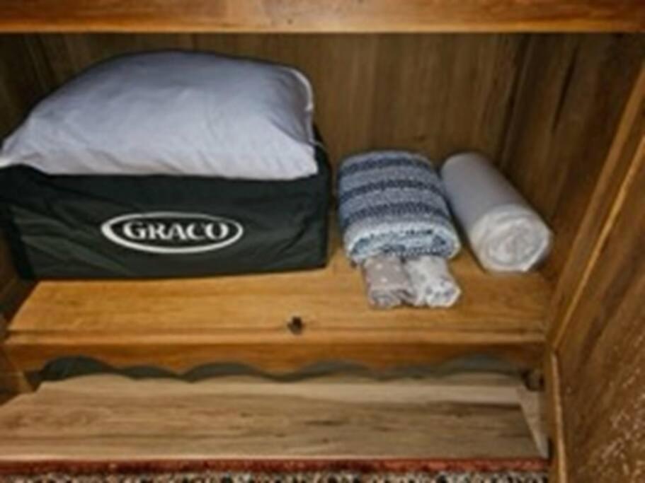 Log Cabin, Hot Tub, Fireplace, Pool Table & Views! Sevierville Eksteriør bilde